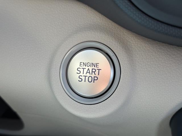 2026 Hyundai VENUE SEL FWD W/Two-Tone Roof