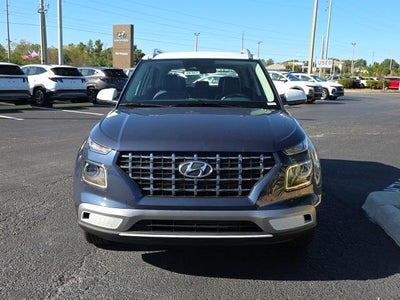 2026 Hyundai VENUE SEL FWD W/Two-Tone Roof
