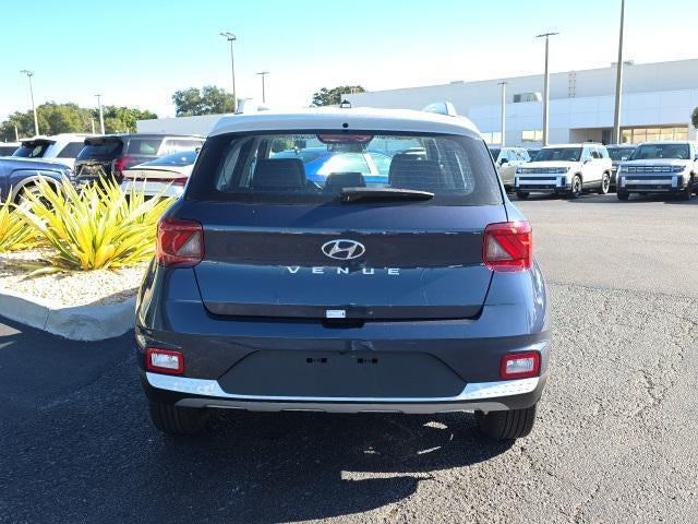 2026 Hyundai VENUE SEL FWD W/Two-Tone Roof