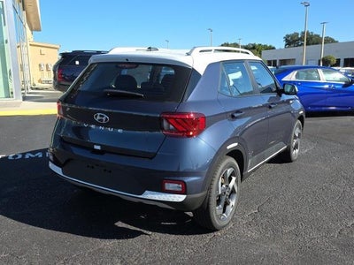 2026 Hyundai VENUE SEL FWD W/Two-Tone Roof