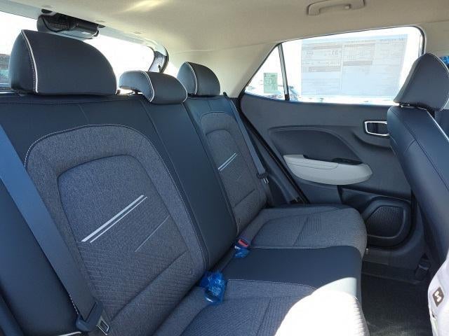 2026 Hyundai VENUE SEL FWD W/Two-Tone Roof