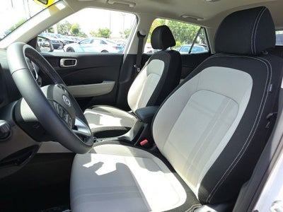 2024 Hyundai VENUE SEL