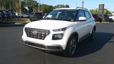 2025 Hyundai VENUE SEL