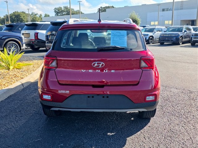2024 Hyundai VENUE SEL