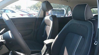 2026 Hyundai VENUE SEL FWD W/Two-Tone Roof