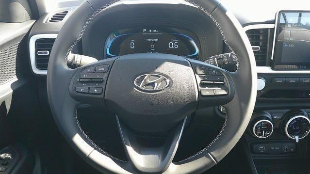 2026 Hyundai VENUE SEL FWD W/Two-Tone Roof