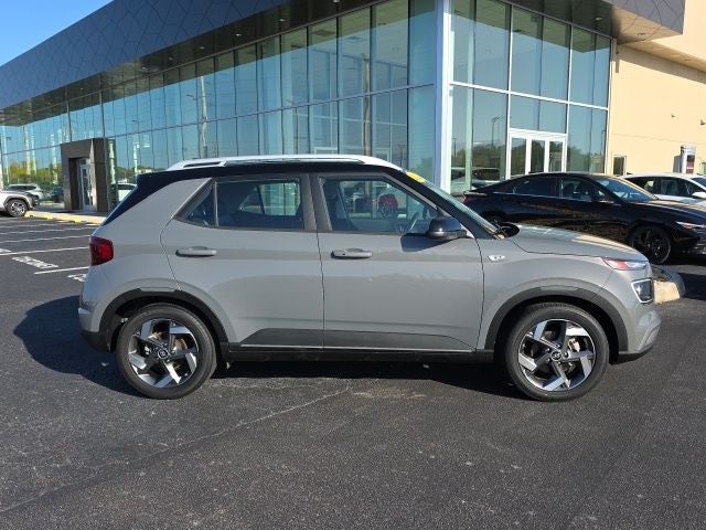 2022 Hyundai VENUE Limited