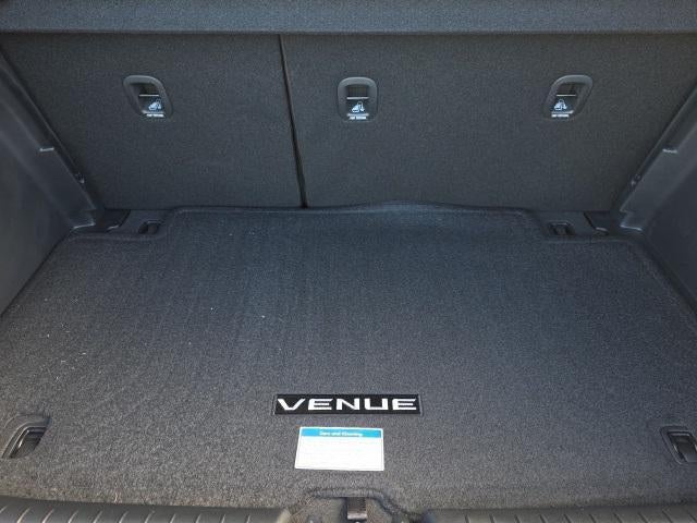 2026 Hyundai VENUE SEL FWD