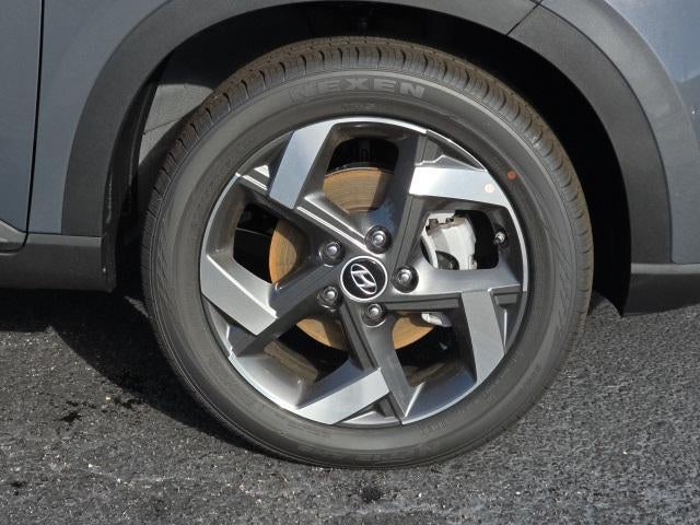 2026 Hyundai VENUE SEL FWD