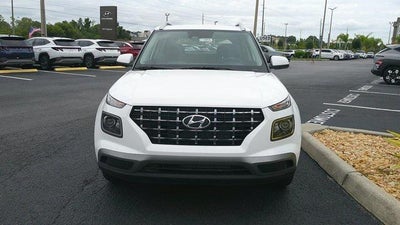 2025 Hyundai VENUE SEL IVT