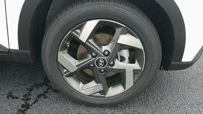 2025 Hyundai VENUE SEL IVT