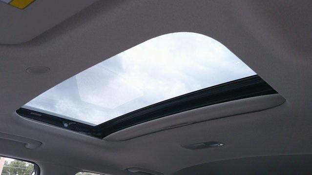 2025 Hyundai VENUE SEL IVT