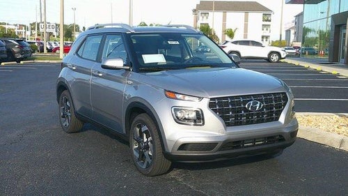 2026 Hyundai VENUE SEL FWD