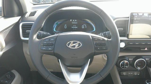 2026 Hyundai VENUE SEL FWD