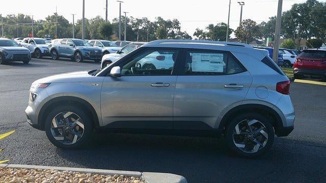 2026 Hyundai VENUE SEL FWD
