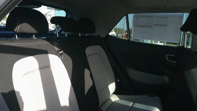 2026 Hyundai VENUE SEL FWD