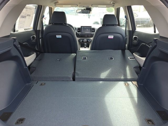 2026 Hyundai VENUE SEL W/Two-Tone Roof