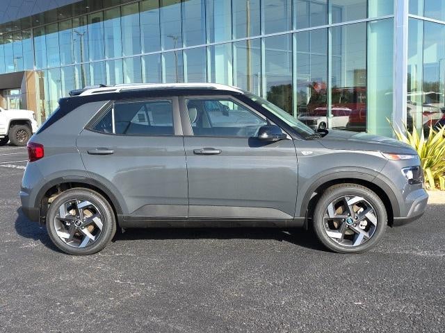 2026 Hyundai VENUE SEL FWD W/Two-Tone Roof