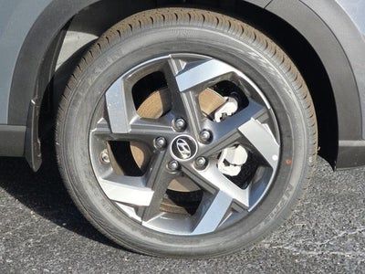 2026 Hyundai VENUE SEL FWD W/Two-Tone Roof