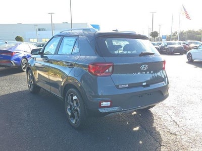 2026 Hyundai VENUE SEL FWD W/Two-Tone Roof