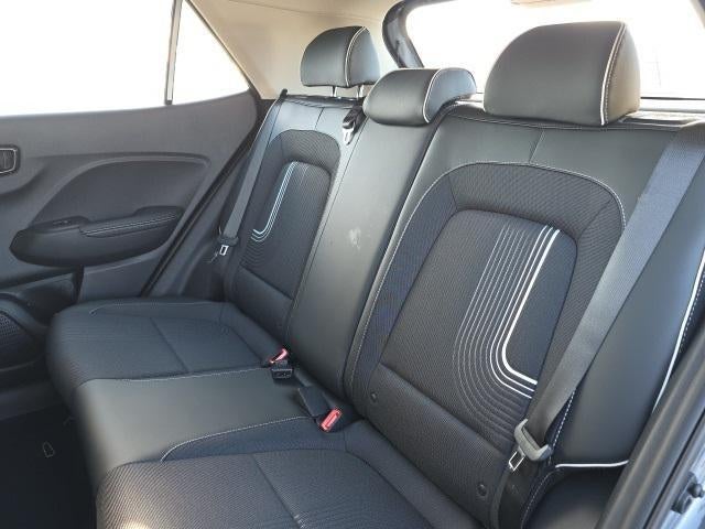 2026 Hyundai VENUE SEL FWD W/Two-Tone Roof