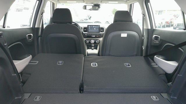 2026 Hyundai VENUE SEL FWD