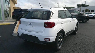 2026 Hyundai VENUE SEL FWD