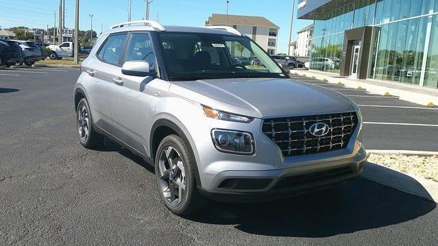 2026 Hyundai VENUE SEL FWD