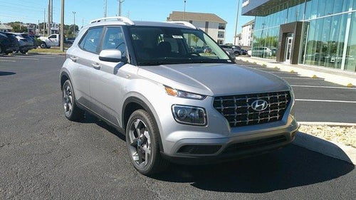 2026 Hyundai VENUE SEL FWD