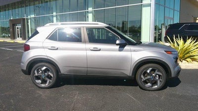 2026 Hyundai VENUE SEL FWD