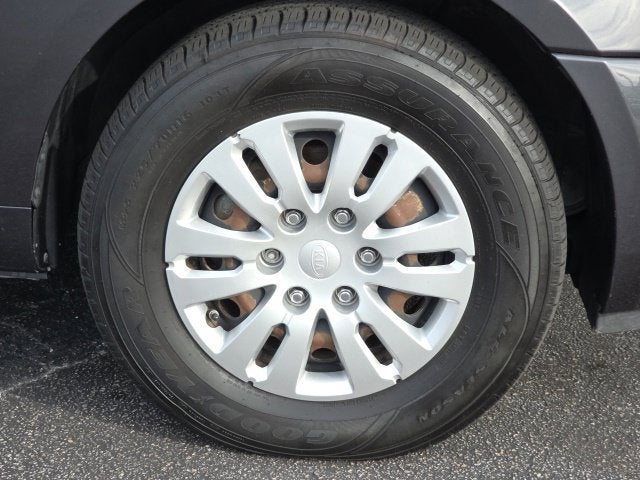 2012 Kia Sedona LX