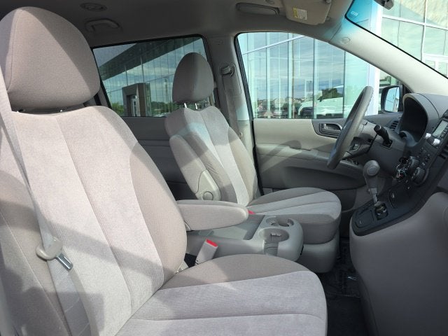 2012 Kia Sedona LX