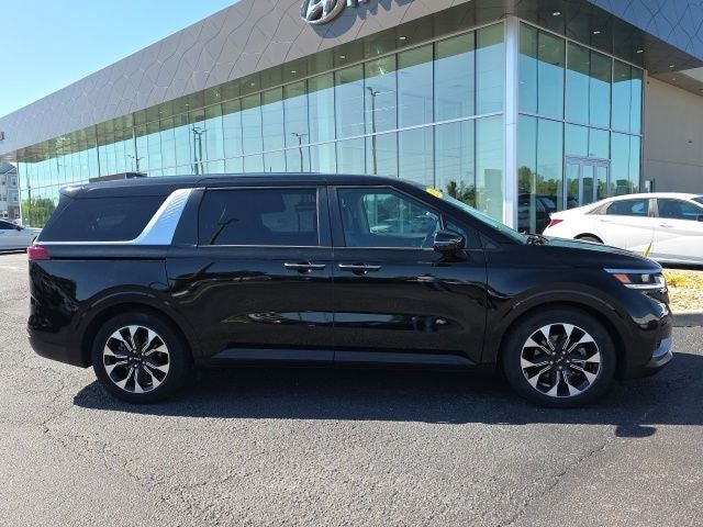 2023 Kia Carnival EX